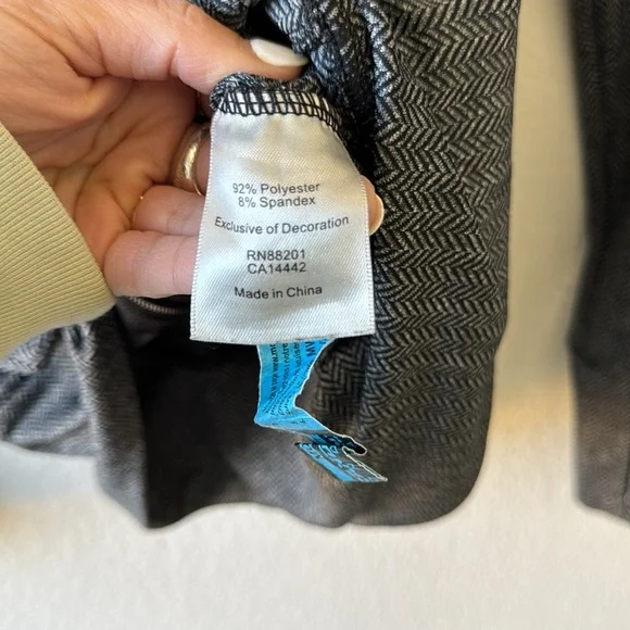 Mondetta Gray Black Herringbone Long   Running Workout Hood Jacket Small EUC - Picture 7 of 8